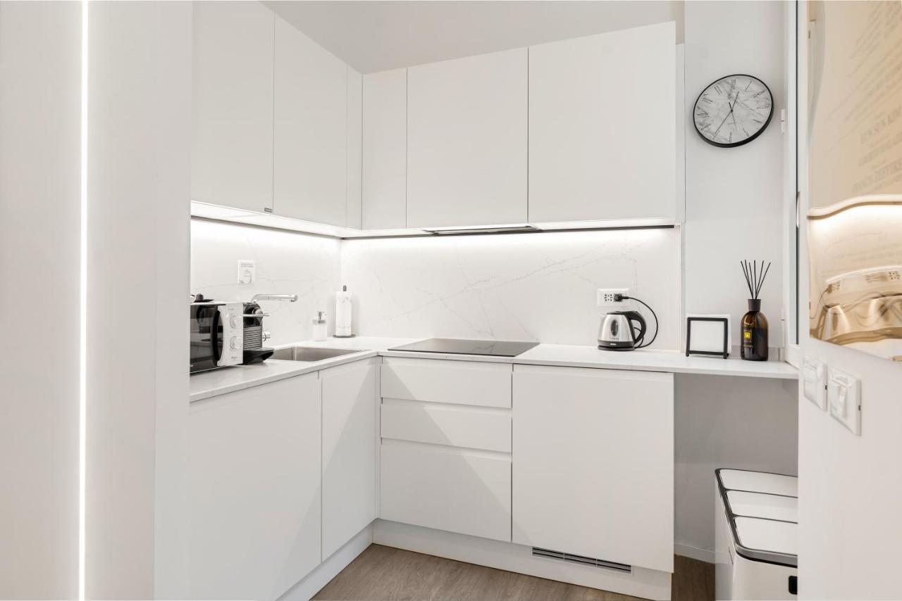 Modern Quiet Super Central Luxury Apartment Milán Exterior foto