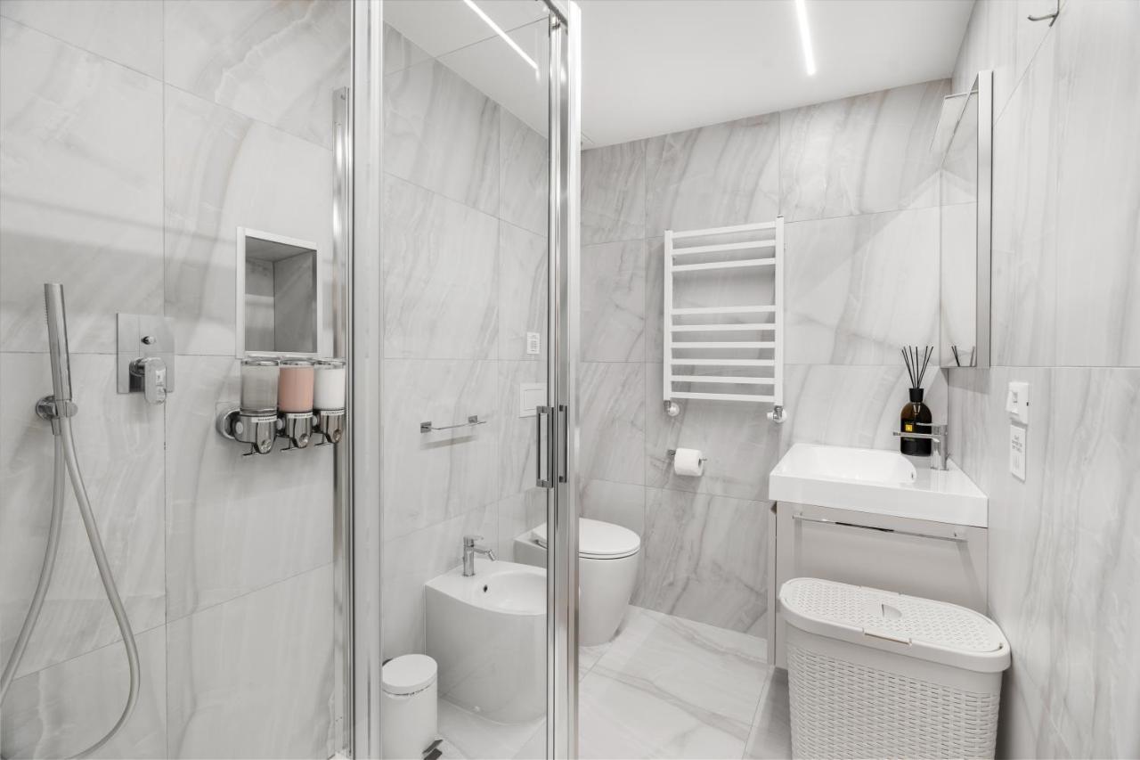 Modern Quiet Super Central Luxury Apartment Milán Exterior foto
